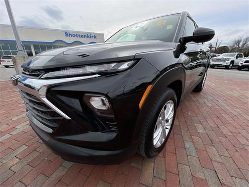 2025 Chevrolet Trailblazer LS