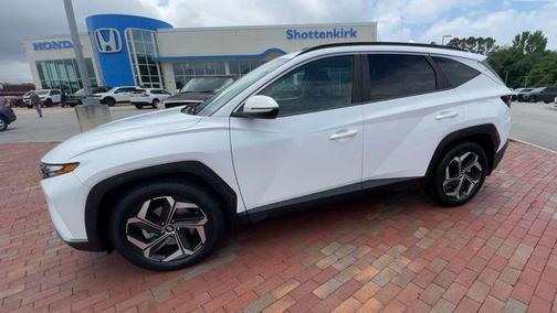 Quartz White 2022 Hyundai TUCSON SEL