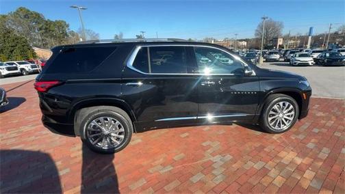 2023 Chevrolet Traverse Premier