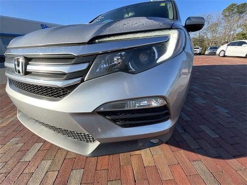 2018 Honda Pilot EX-L w/ Navigation