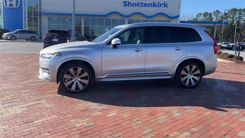 2022 Volvo XC90 T6 Inscription 7 Passenger