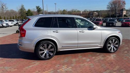 2022 Volvo XC90 T6 Inscription 7 Passenger