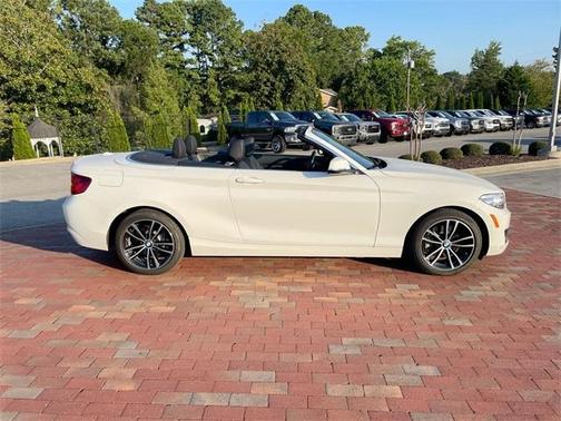 2020 BMW 230 i