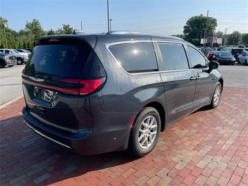 2021 Chrysler Pacifica Touring-L
