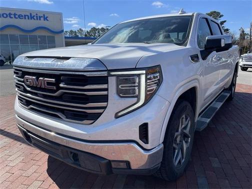 2022 GMC Sierra 1500 SLT