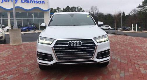 Glacier White Metallic 2017 Audi Q7 3.0T Premium Plus