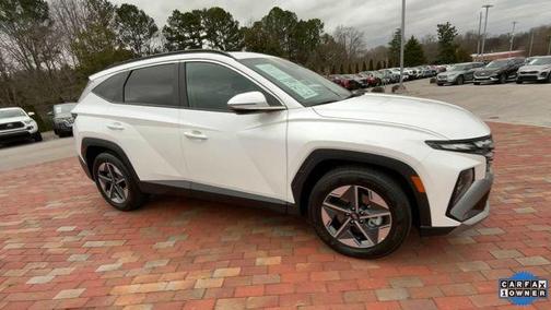White Pearl 2025 Hyundai TUCSON SEL Convenience
