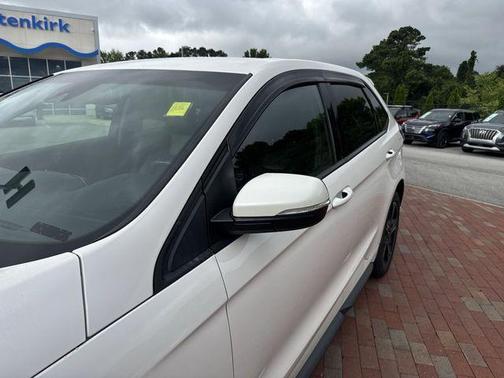 White Platinum Clearcoat Metallic 2019 Ford Edge ST