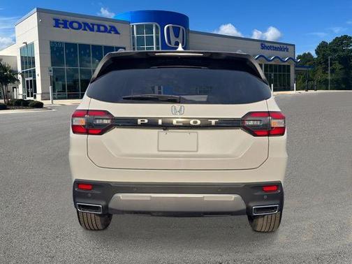 White Diamond Pearl 2026 Honda Pilot EX-L