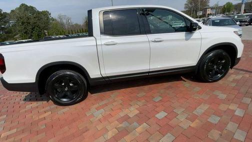 Platinum White Pearl 2023 Honda Ridgeline Black Edition