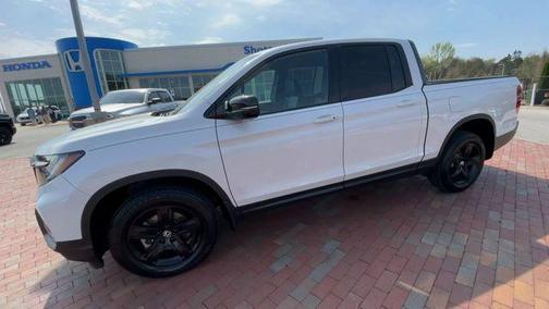 Platinum White Pearl 2023 Honda Ridgeline Black Edition