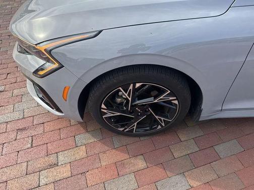 Wolf Gray 2025 Kia K5 GT-Line