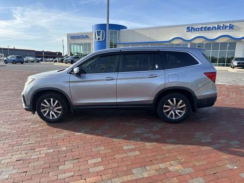 Lunar Silver Metallic 2019 Honda Pilot EX-L