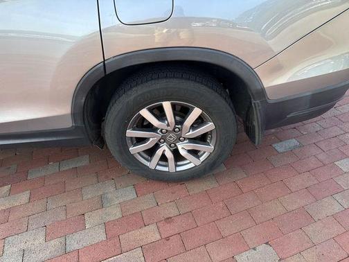Lunar Silver Metallic 2019 Honda Pilot EX-L