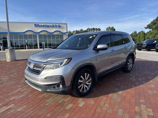 Lunar Silver Metallic 2019 Honda Pilot EX-L