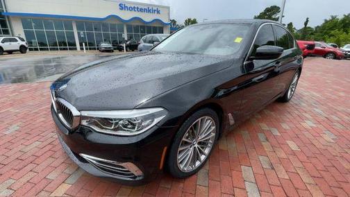 Black Sapphire Metallic 2017 BMW 540 i xDrive