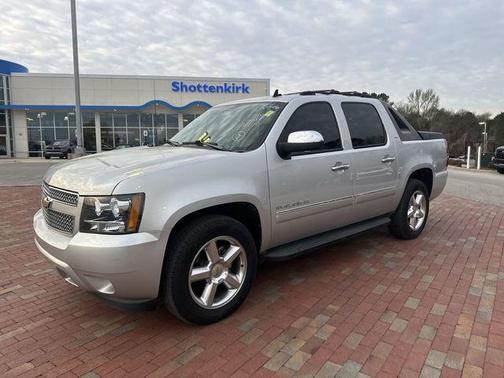 2011 Chevrolet Avalanche 1500 LTZ