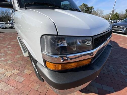 2024 Chevrolet Express 2500 Work Van