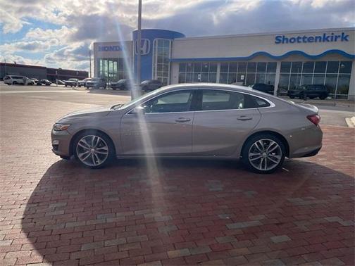 2024 Chevrolet Malibu 2LT