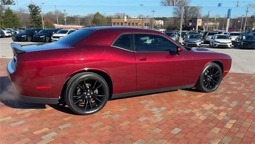 2018 Dodge Challenger SXT