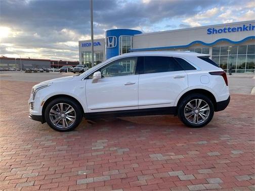 2025 Cadillac XT5 Premium Luxury