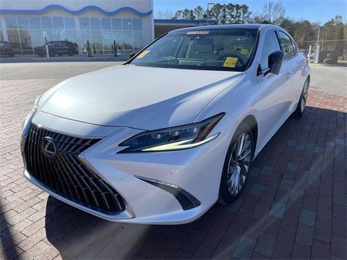 2022 Lexus ES 350 Ultra Luxury
