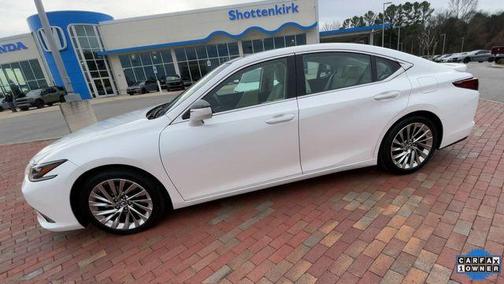 2022 Lexus ES 350 Ultra Luxury