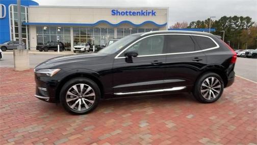 2023 Volvo XC60 B5 Plus Bright Theme