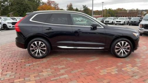 2023 Volvo XC60 B5 Plus Bright Theme