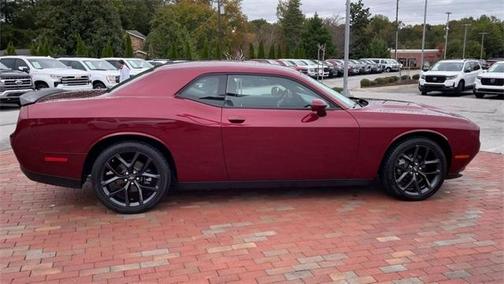 2022 Dodge Challenger SXT