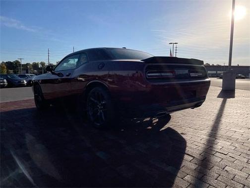 2022 Dodge Challenger SXT