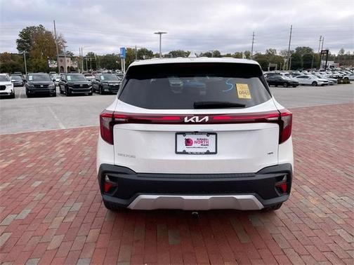 2024 Kia Seltos LX