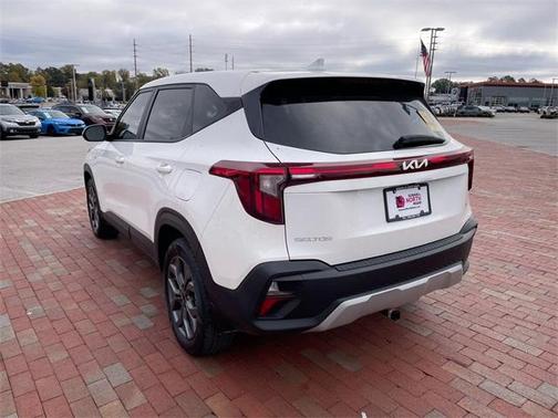 2024 Kia Seltos LX