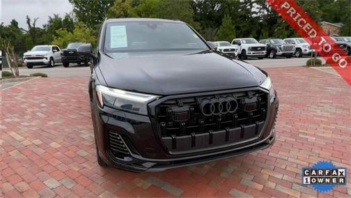 2025 Audi Q7 45 Premium Plus