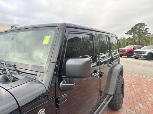 2013 Jeep Wrangler Unlimited Sahara