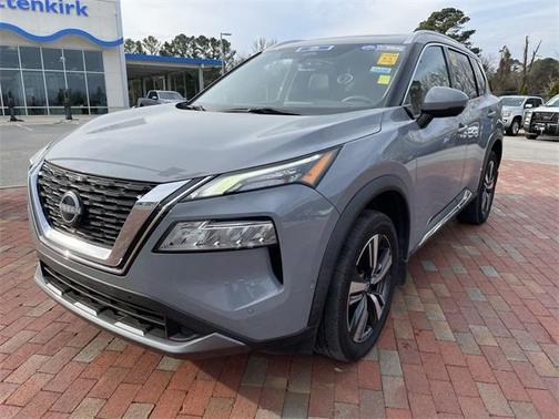 2023 Nissan Rogue SL