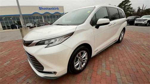 2021 Toyota Sienna Limited