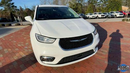 2022 Chrysler Pacifica Hybrid Touring L
