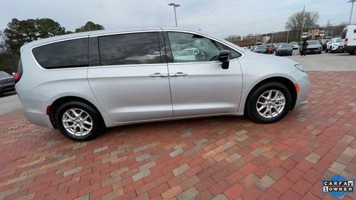 2024 Chrysler Pacifica Touring-L