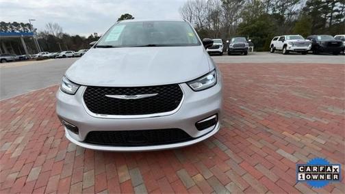 2024 Chrysler Pacifica Touring-L