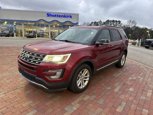 2017 Ford Explorer XLT