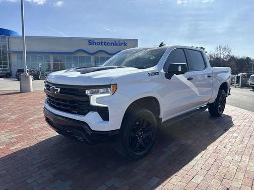 2025 Chevrolet Silverado 1500 LT Trail Boss