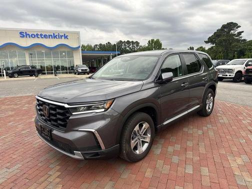 Gray 2025 Honda Pilot EX-L