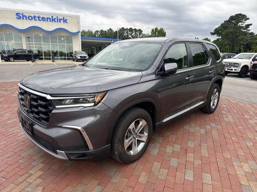 Gray 2025 Honda Pilot EX-L