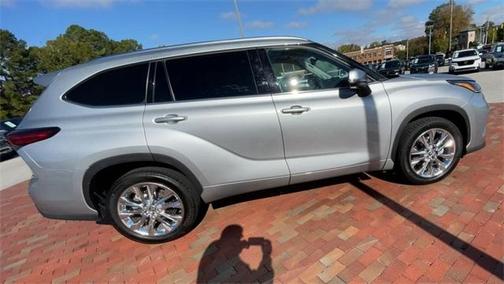 2023 Toyota Highlander Limited