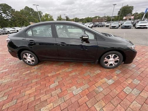 2013 Honda Civic Hybrid Base w/Leather (CVT)