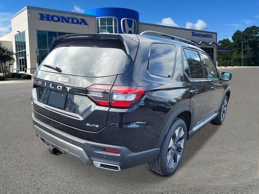 Crystal Black Pearl 2026 Honda Pilot Elite