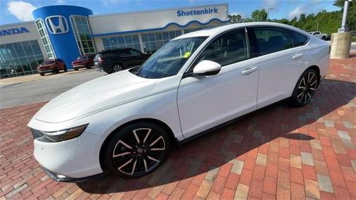 2023 Honda Accord Hybrid Touring