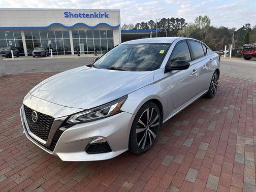 2019 Nissan Altima 2.5 SR