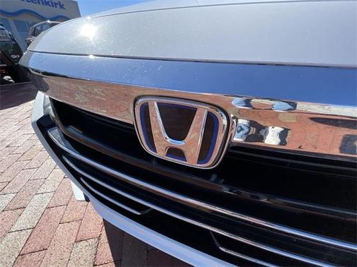 2022 Honda Accord Hybrid Touring